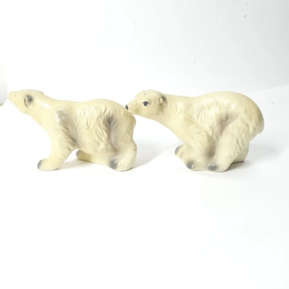 Polar Bear Salt Pepper Shakers Set Vintage Chalkware MCM